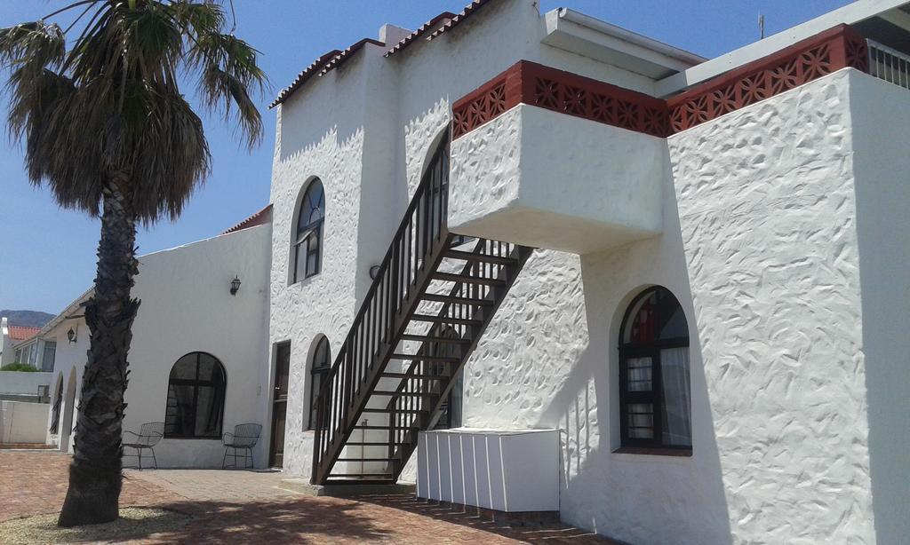 Oom Piet Accommodation Gansbaai Extérieur photo