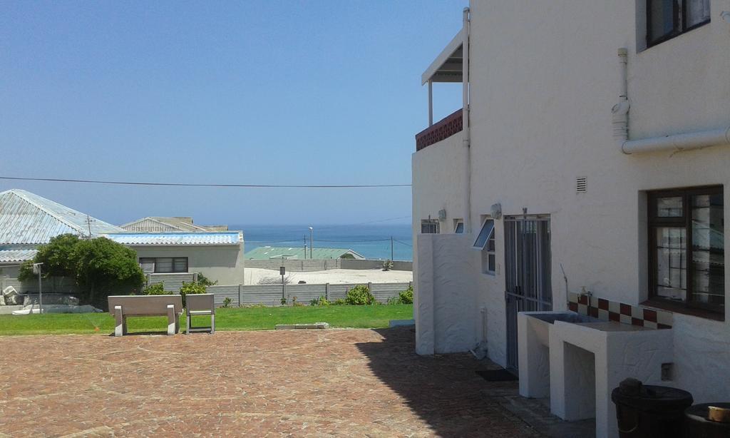 Oom Piet Accommodation Gansbaai Extérieur photo